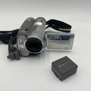 Panasonic 3CCD PV-GS150 MiniDV Camcorder For Parts